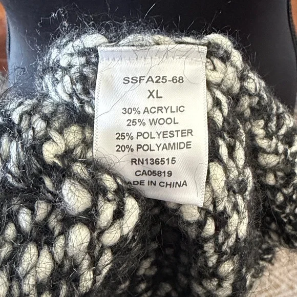 Stitches and Stripes Black and White Knit Cardigan - Picture 5 of 6